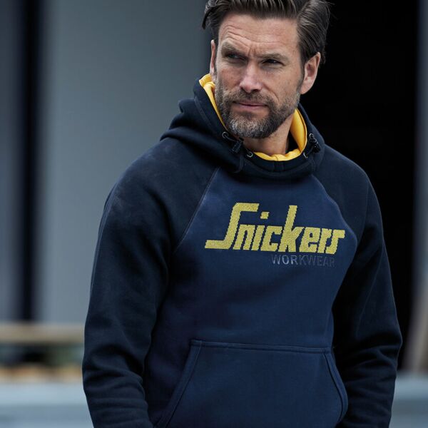 Logo hoodie  Thumbnail